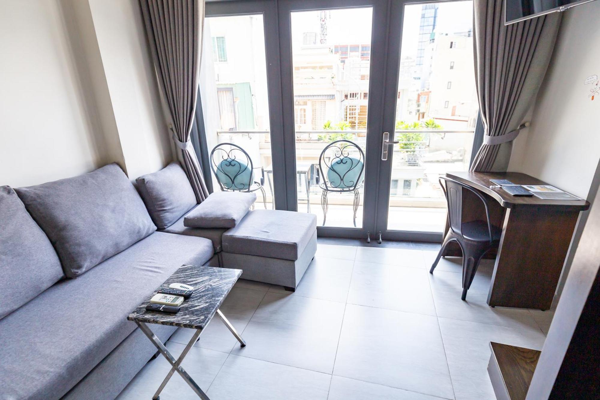The Haven - Lofts By The Park Apartment *