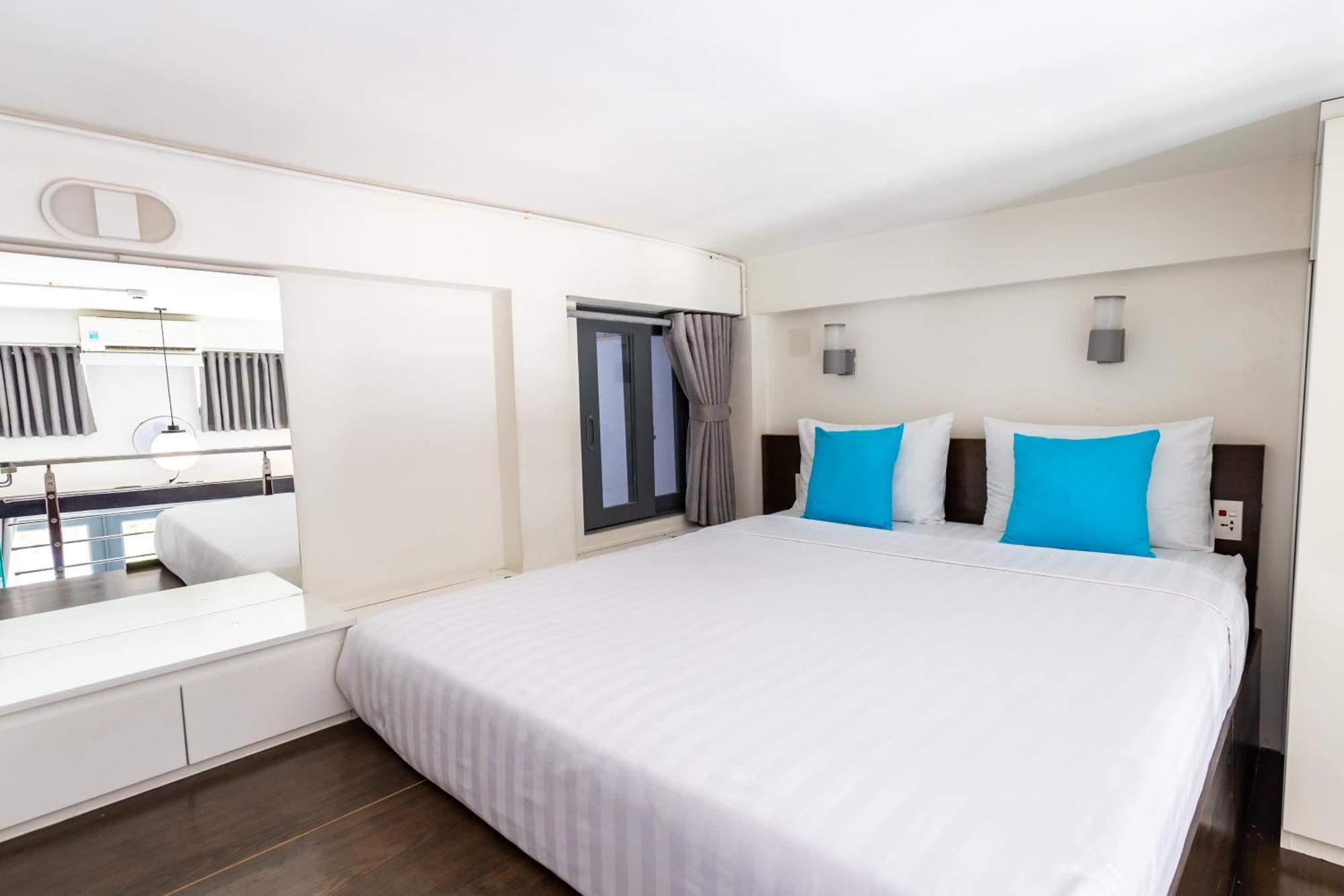 The Haven - Lofts By The Park Apartment